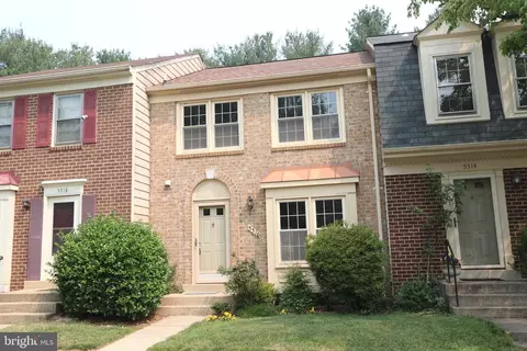 5516 Akridge Ct, Fairfax, VA 22032