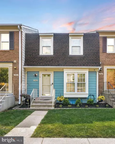 7562 Blanford Ct, Alexandria, VA 22315