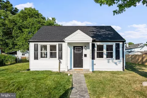 3229 Wayne Rd, Falls Church, VA 22042