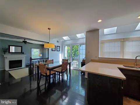 3619 Beech Down Dr, Chantilly, VA 20151 photo 19