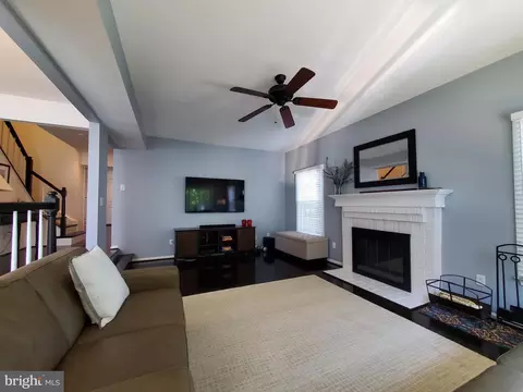 3619 Beech Down Dr, Chantilly, VA 20151 photo 12