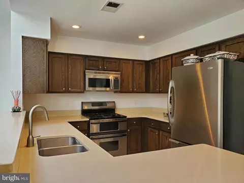 3619 Beech Down Dr, Chantilly, VA 20151 photo 16