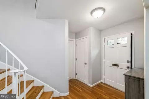 8403 Millbury Dr, Springfield, VA 22152 photo 7