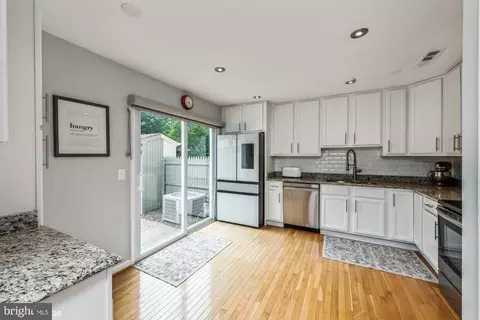 8403 Millbury Dr, Springfield, VA 22152 photo 14