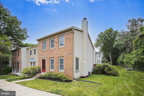 4066 Championship Dr, Annandale, VA 22003