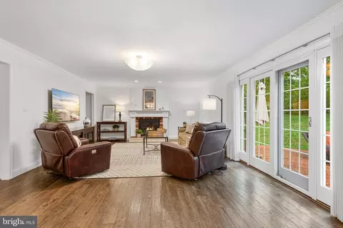 2207 Wakerobin Ln, Reston, VA 20191 photo 22