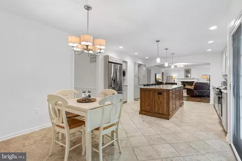 2207 Wakerobin Ln, Reston, VA 20191 photo 18