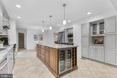 2207 Wakerobin Ln, Reston, VA 20191 photo 13