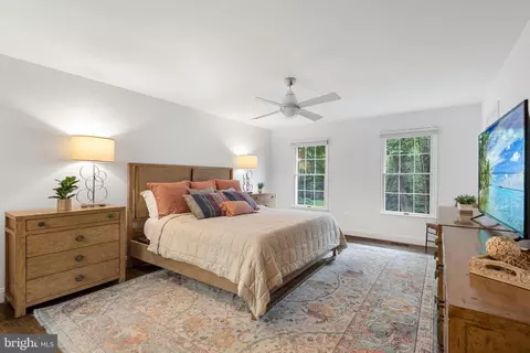 2207 Wakerobin Ln, Reston, VA 20191 photo 32