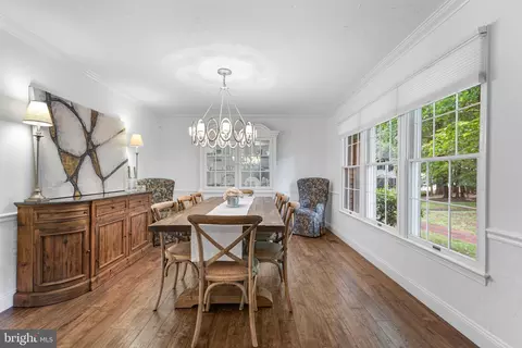 2207 Wakerobin Ln, Reston, VA 20191 photo 9