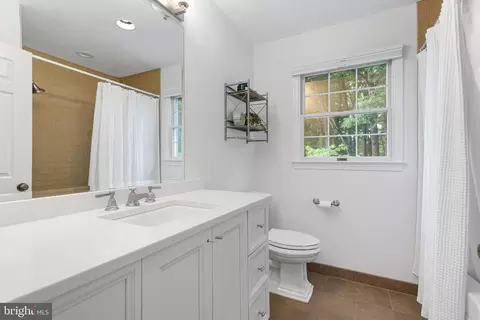 2207 Wakerobin Ln, Reston, VA 20191 photo 43