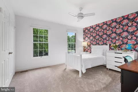 2207 Wakerobin Ln, Reston, VA 20191 photo 41