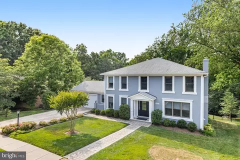 9345 Sibelius Dr, Vienna, VA 22182