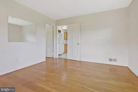 7905 Jansen Dr, Springfield, VA 22152 photo 16