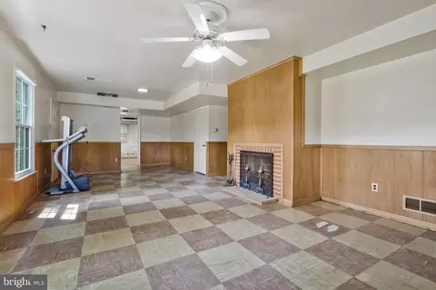 7905 Jansen Dr, Springfield, VA 22152 photo 57