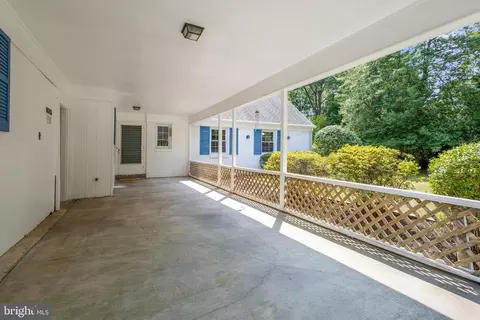 7905 Jansen Dr, Springfield, VA 22152 photo 7