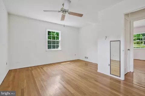 7905 Jansen Dr, Springfield, VA 22152 photo 36