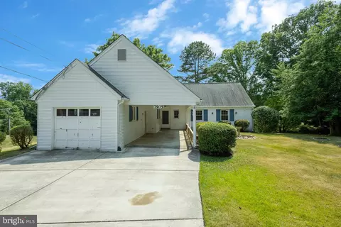 7905 Jansen Dr, Springfield, VA 22152 photo 5