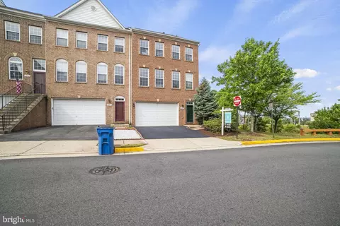 14017 Sawteeth Way, Centreville, VA 20121