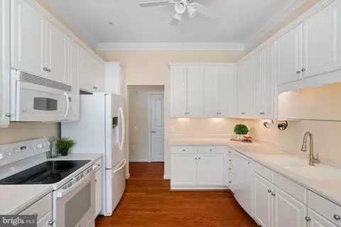 7880 Rolling Woods Ct #408, Springfield, VA 22152 photo 27