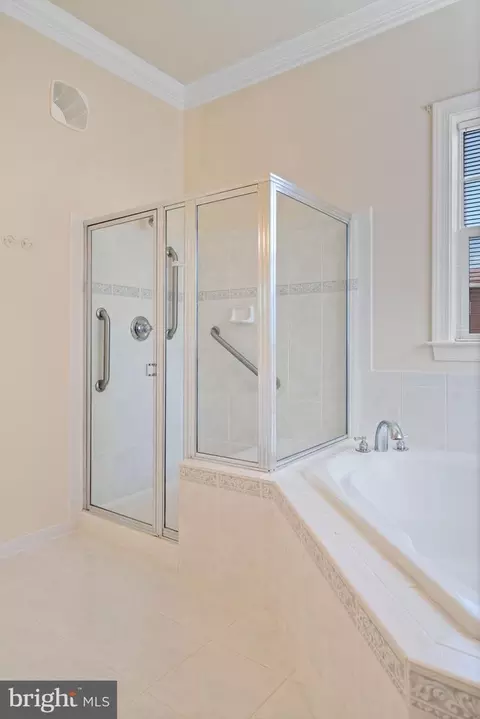 7880 Rolling Woods Ct #408, Springfield, VA 22152 photo 34