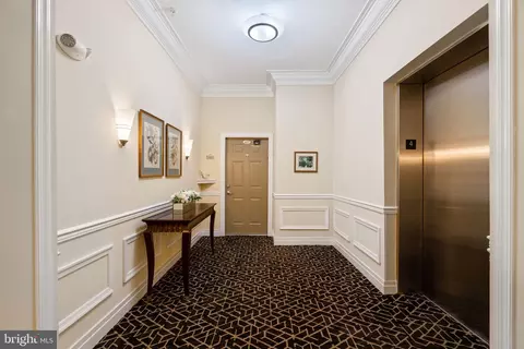 7880 Rolling Woods Ct #408, Springfield, VA 22152 photo 11