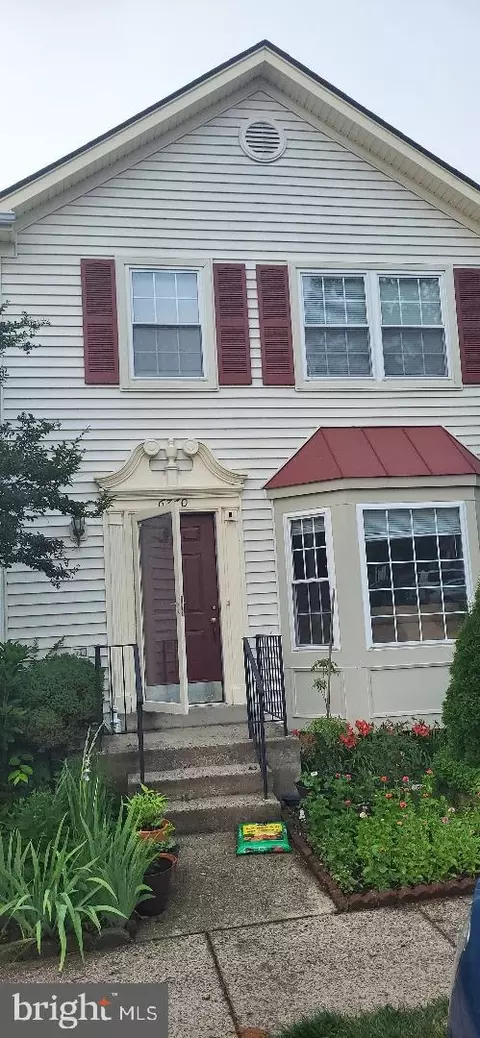 6740 Jenny Leigh Ct, Centreville, VA 20121