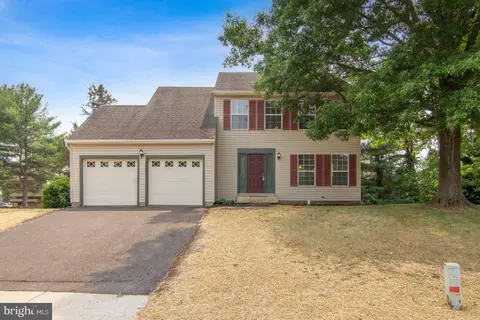5534 Shipley Ct, Centreville, VA 20120
