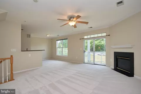13080 Marcey Creek Rd #13080, Herndon, VA 20171