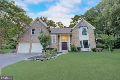 8940 Cross Chase Cir, Lorton, VA 22079