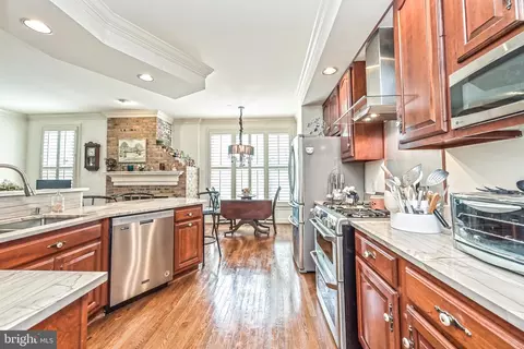 1469 Hampton Ridge Dr, Mclean, VA 22101 photo 14