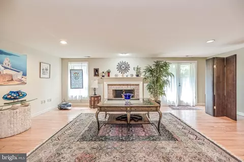 1469 Hampton Ridge Dr, Mclean, VA 22101 photo 49