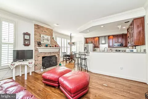 1469 Hampton Ridge Dr, Mclean, VA 22101 photo 25