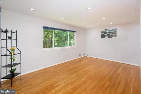 6800 Rolling Rd, Springfield, VA 22152 photo 15