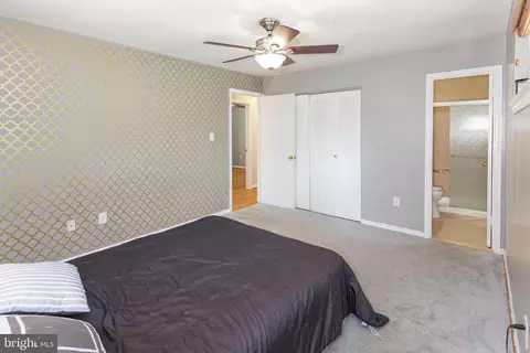 6800 Rolling Rd, Springfield, VA 22152 photo 33