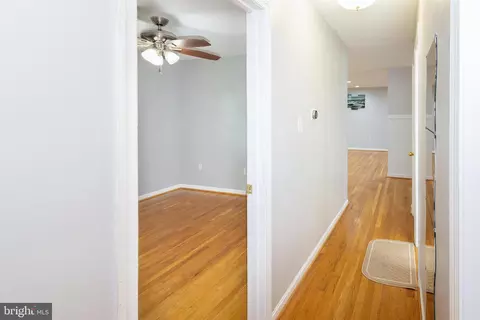 6800 Rolling Rd, Springfield, VA 22152 photo 25