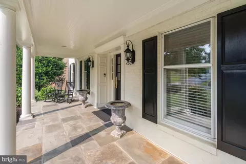 1211 Suffield Dr, Mclean, VA 22101 photo 3