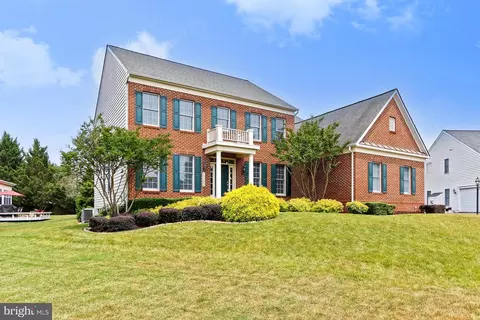 13202 Bradley Woods Ct, Oak Hill, VA 20171