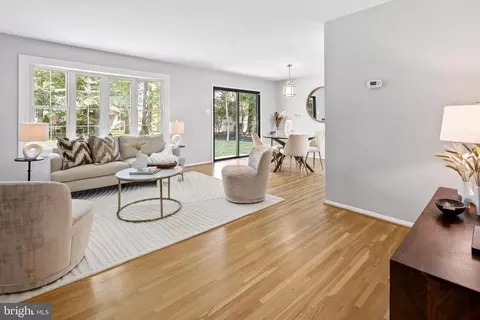 8302 Brixton St, Springfield, VA 22152 photo 7