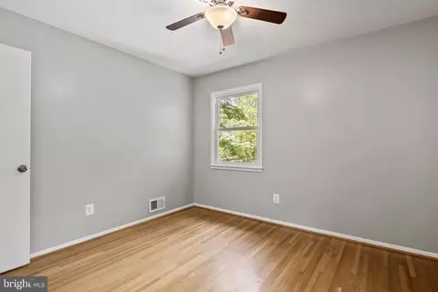 8302 Brixton St, Springfield, VA 22152 photo 24