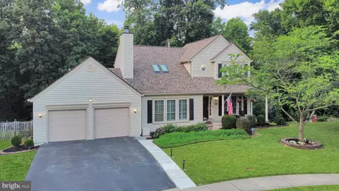 4500 Waverly Crossing Ln, Chantilly, VA 20151