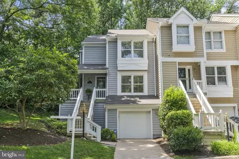 1406 Newport Spring Ct, Reston, VA 20194