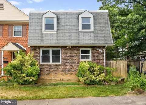 3099 Covington St, Fairfax, VA 22031