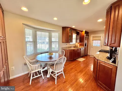 7010 Cottontail Ct, Springfield, VA 22153 photo 8