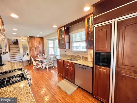 7010 Cottontail Ct, Springfield, VA 22153 photo 9