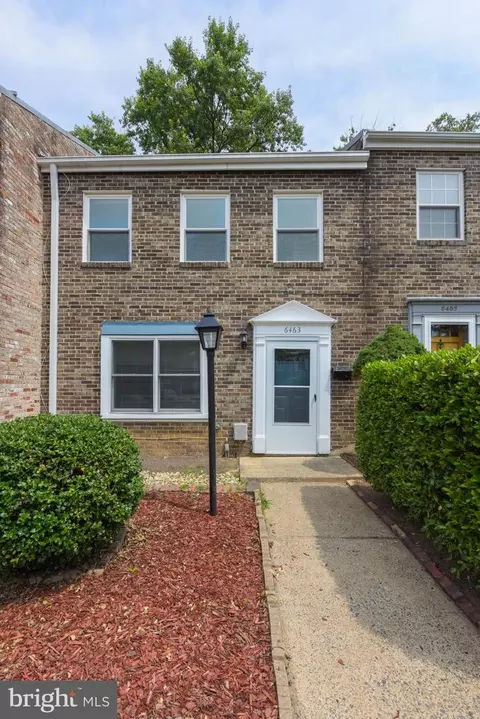 6463 Gildar St, Alexandria, VA 22310