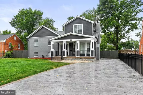 6110 Clearbrook Dr, Springfield, VA 22150 photo 1