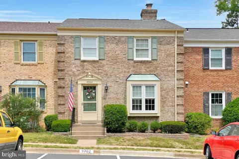 9302 Clanbrook Ct, Fairfax, VA 22031