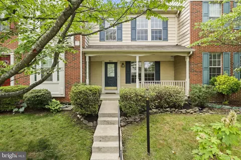 6014 Kestner Cir, Alexandria, VA 22315