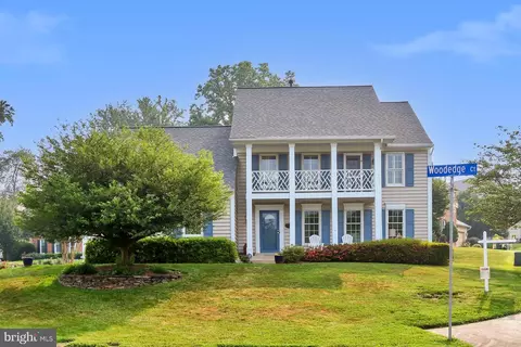6057 Woodedge Ct, Burke, VA 22015